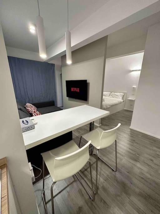 Cozy Design In Porta Maggiore. Rom